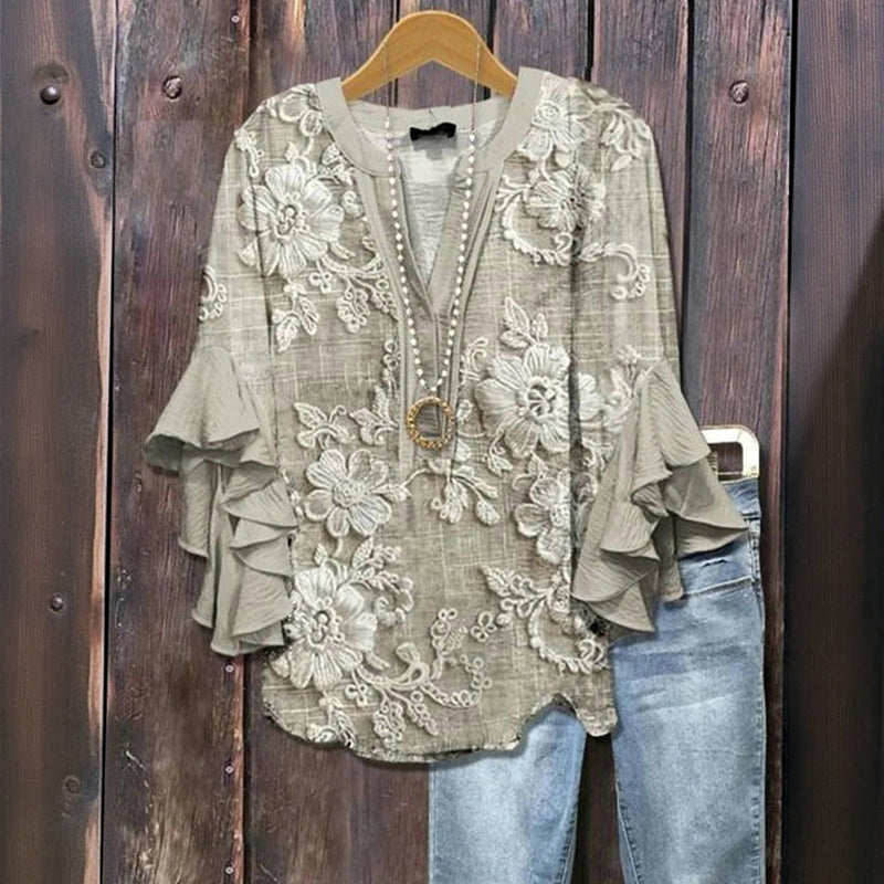 Sophie – Relaxed Floral Ruffle Blouse