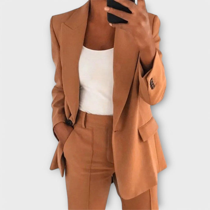 Christina – Women's Suit Set
