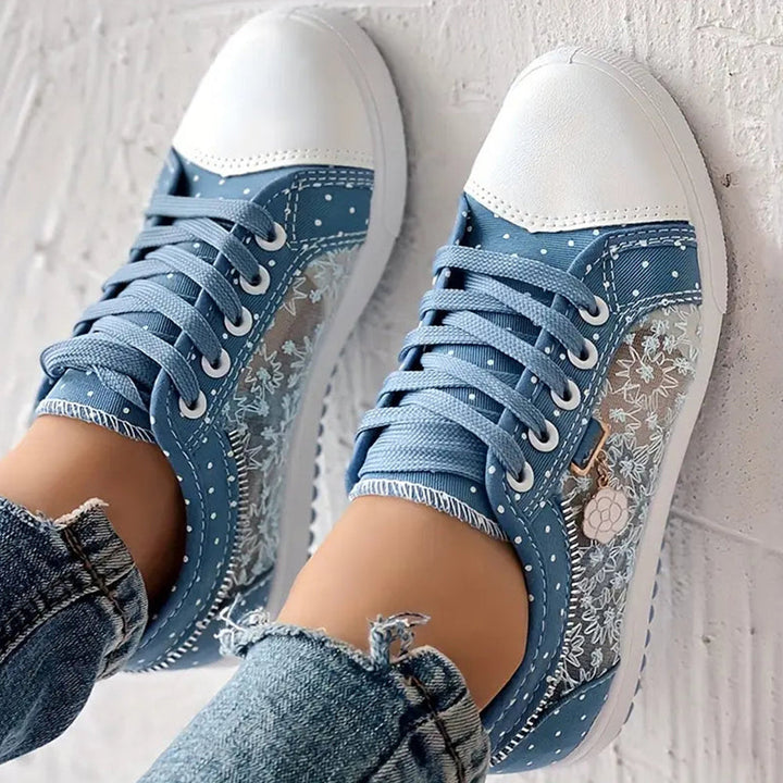 Mielle - Dotted Lace Sneakers