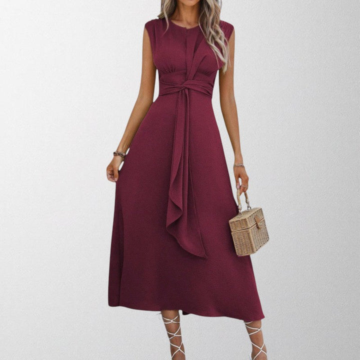 Olivia - Elegant Sleeveless Round Neck Maxi Dress