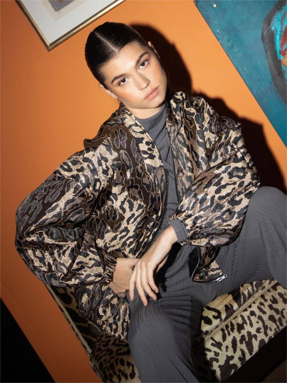 Tassyn - Leopard Urban Jacket