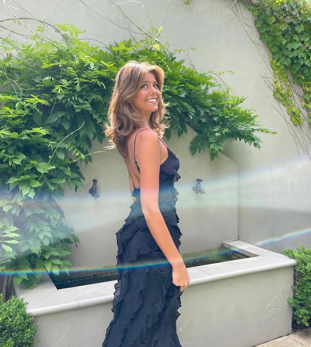 Valestra - Ruffle Statement Dress