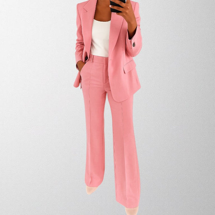 Olivia - Timeless two-piece suit