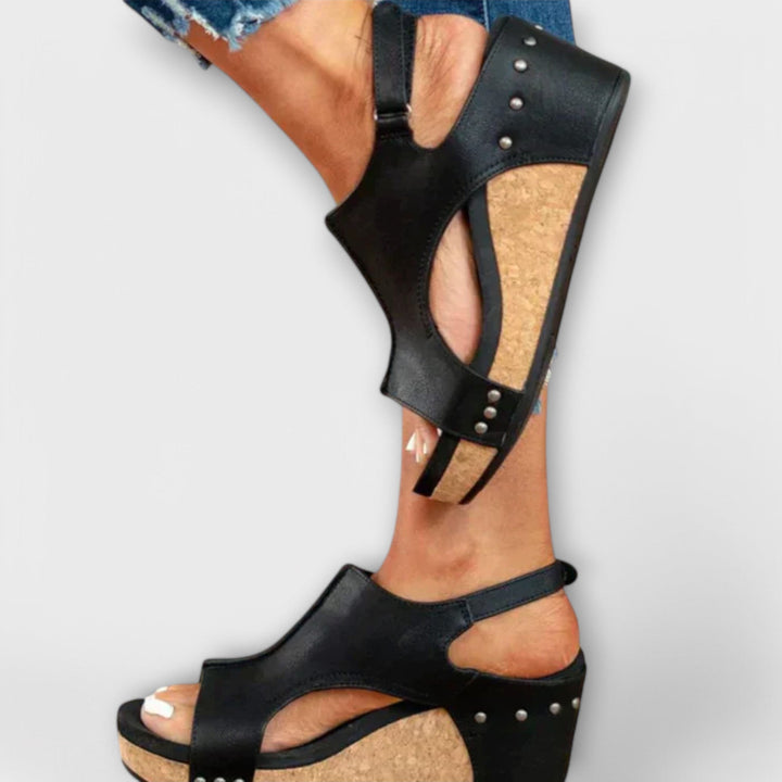 Lina – Orthopedic Wedge Shoes