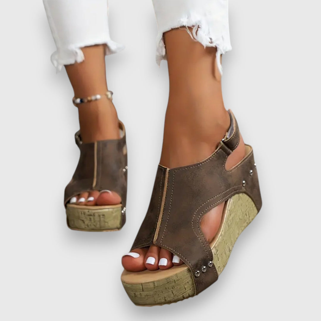 Mia – Vintage Platform Sandals