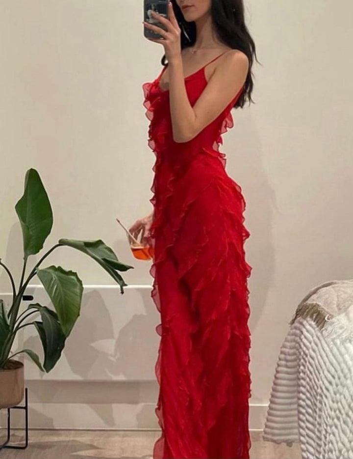 Valestra - Ruffle Statement Dress