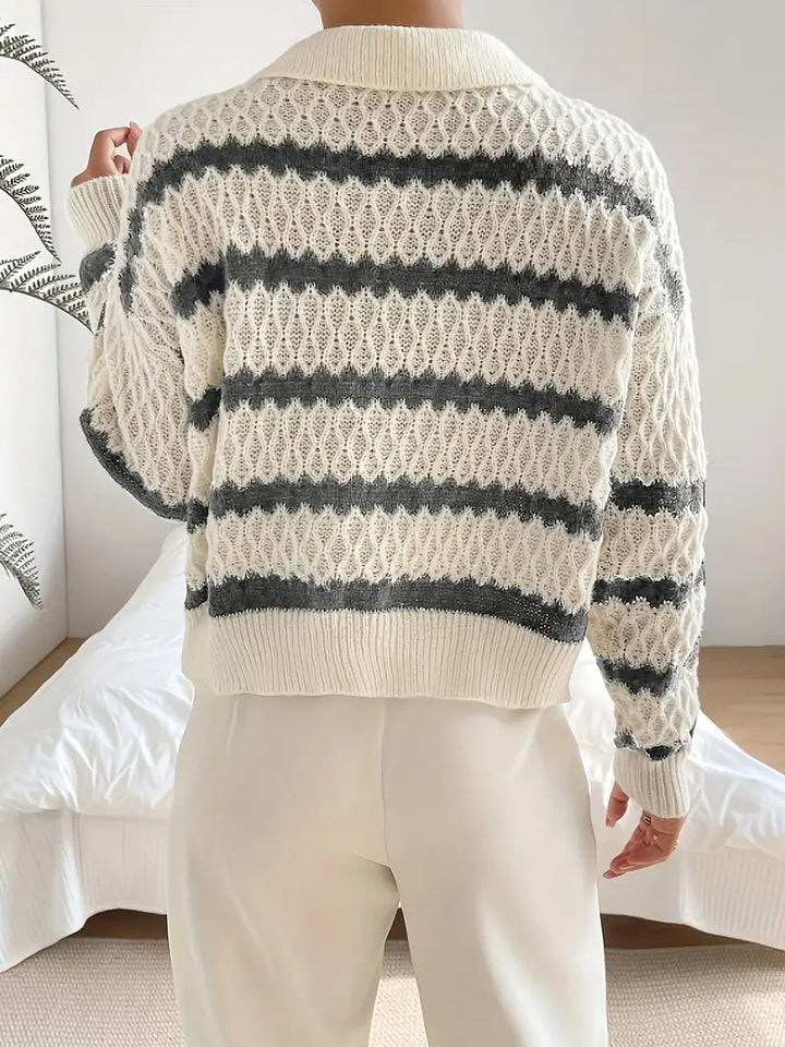 Tessira - Vintage Collar Sweater