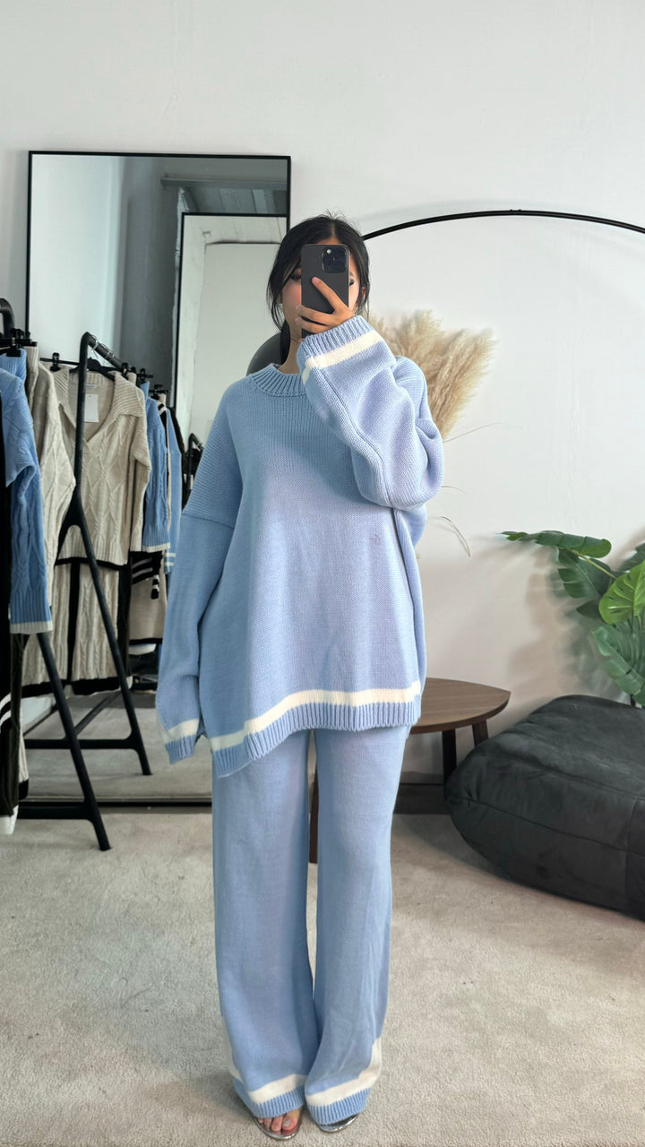 Elara - Cozy Contrast Trim Set