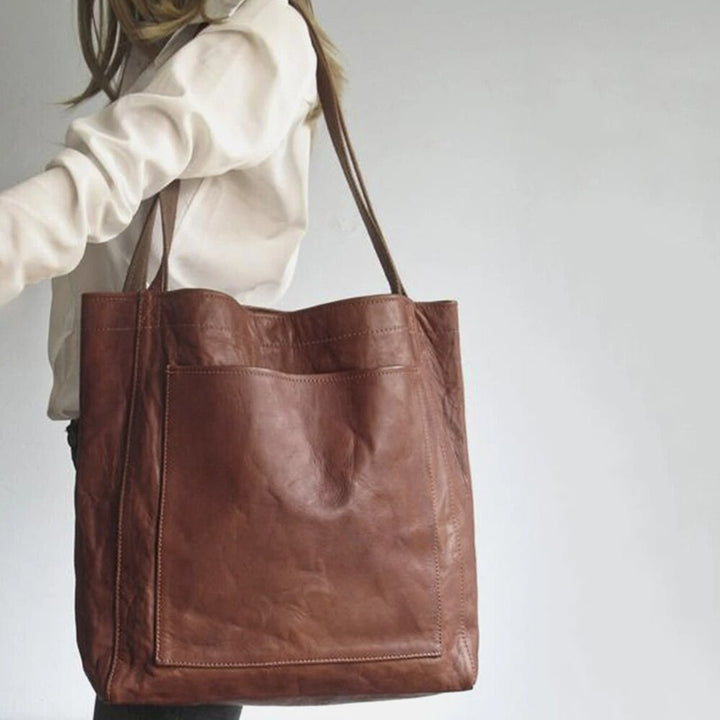 Olívia - Elegant and Practical Shoulder Bag
