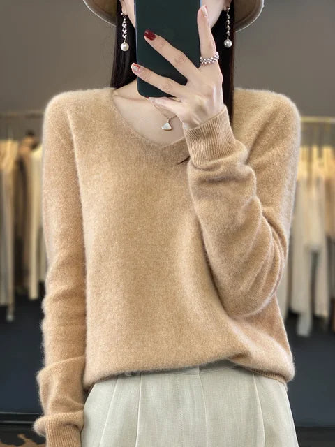 Jade - Casual Elegant Sweater