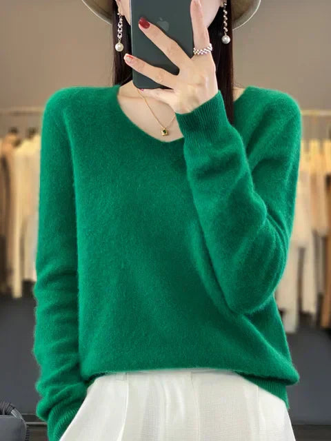 Jade - Casual Elegant Sweater
