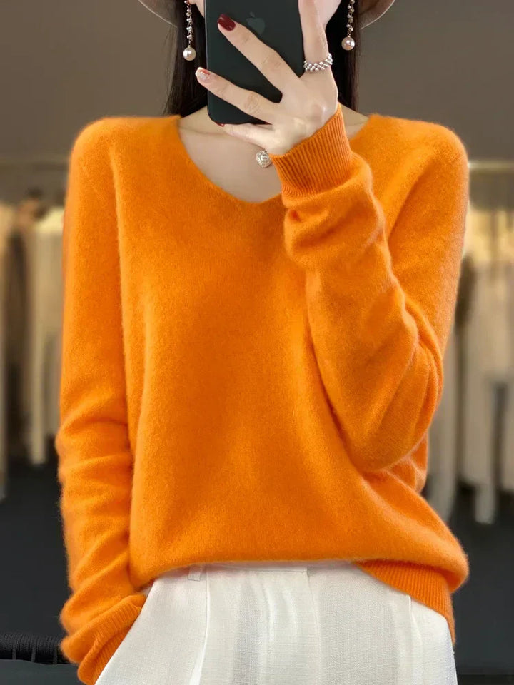 Jade - Casual Elegant Sweater