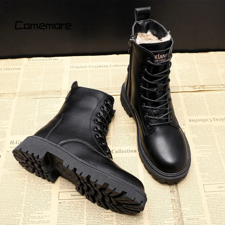 Élisabeth - Elegant and sturdy black leather winter boots