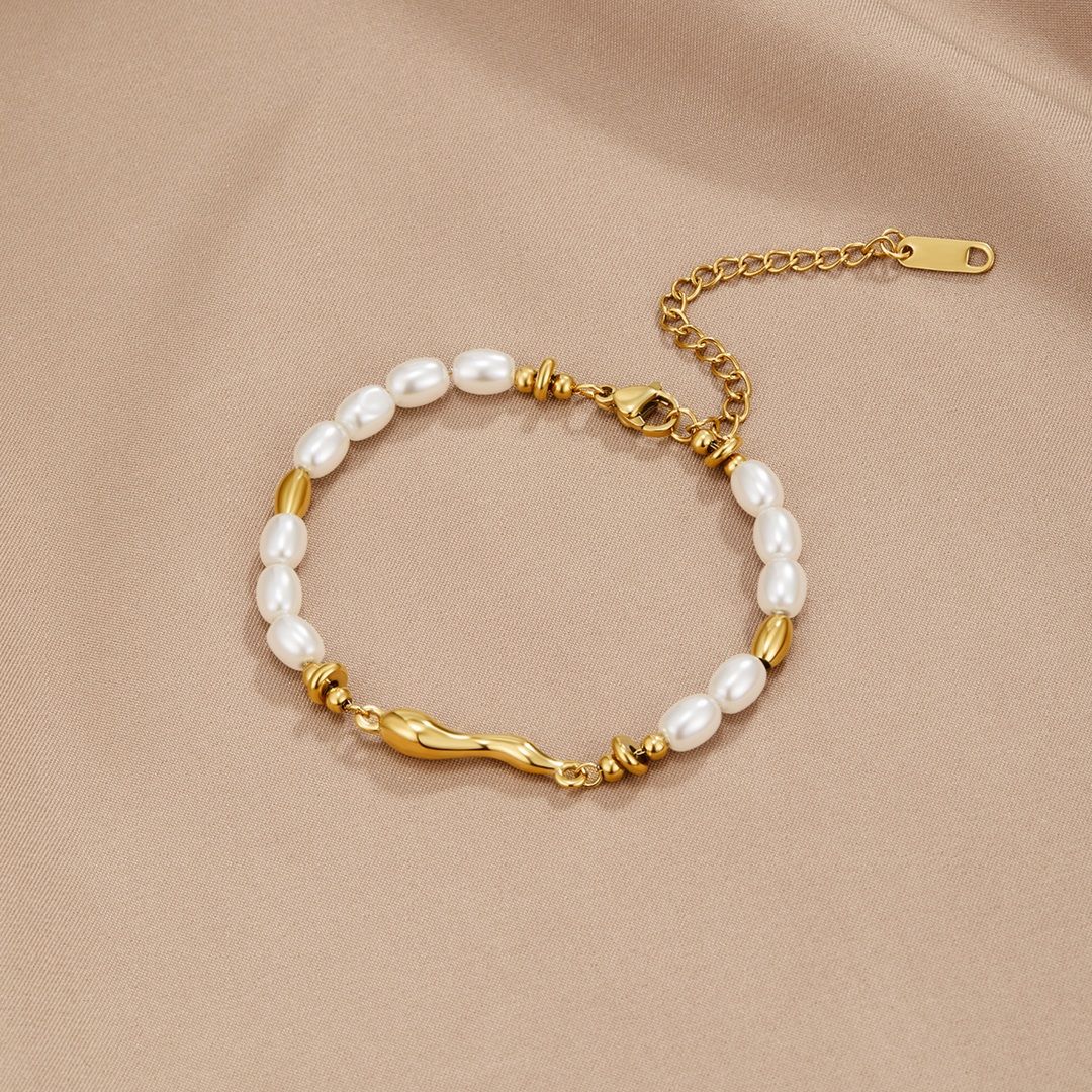 Lillian Freshwater Pearl Bracelet