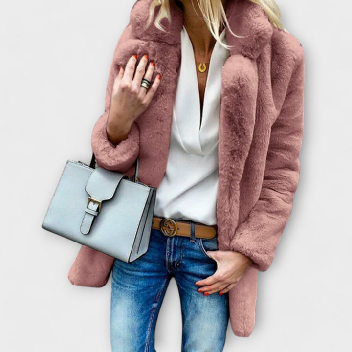 Luna – Warm and Fluffy Winter Coat