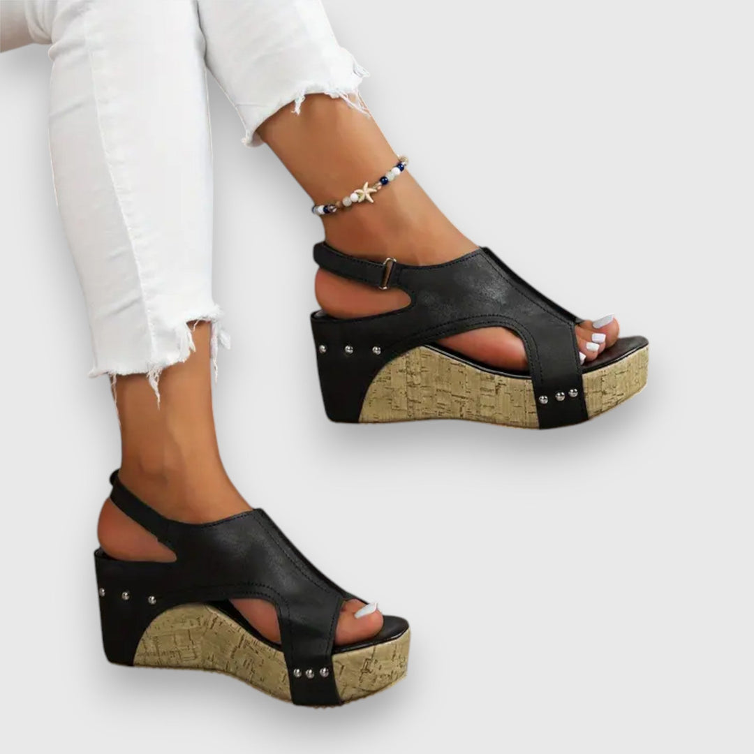 Mia – Vintage Platform Sandals