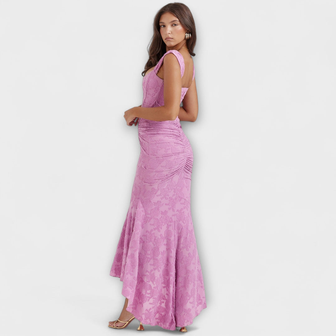 Renske – Long Dress with Elegant and Refined Corset