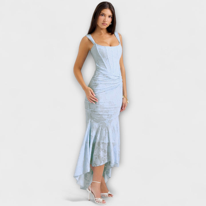 Renske – Long Dress with Elegant and Refined Corset