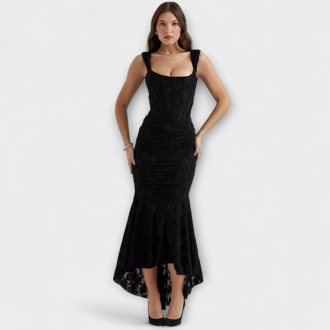 Renske – Long Dress with Elegant and Refined Corset