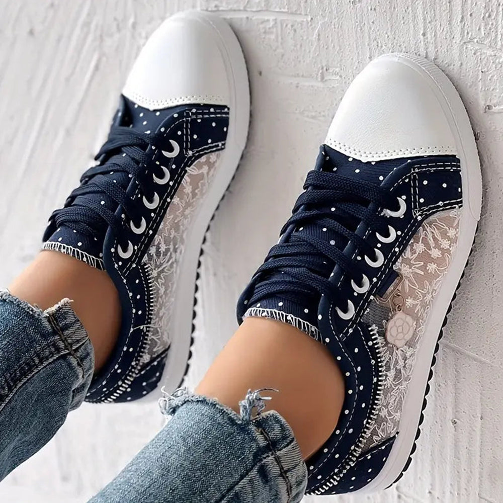 Mielle - Dotted Lace Sneakers