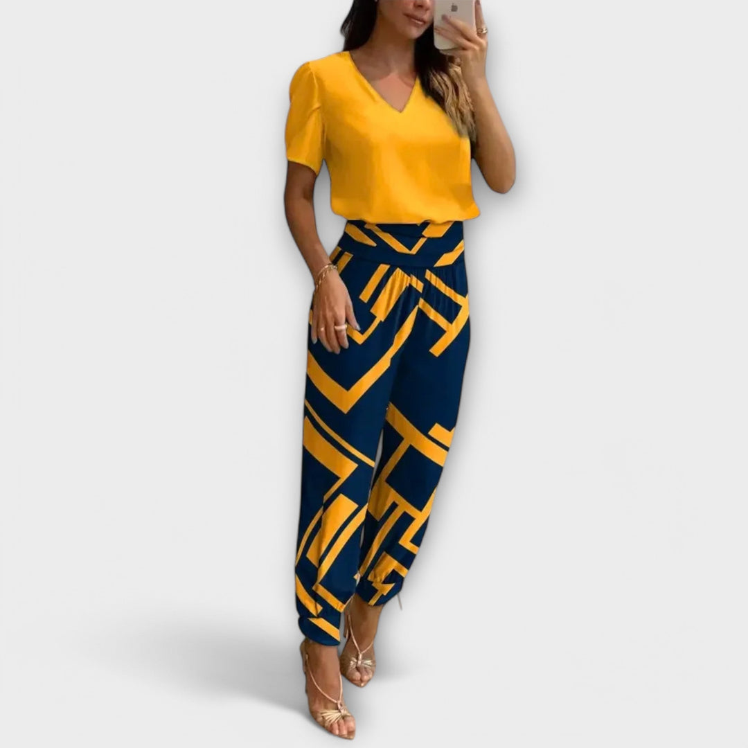 Irmelin – Elegant Set with Top and Trousers