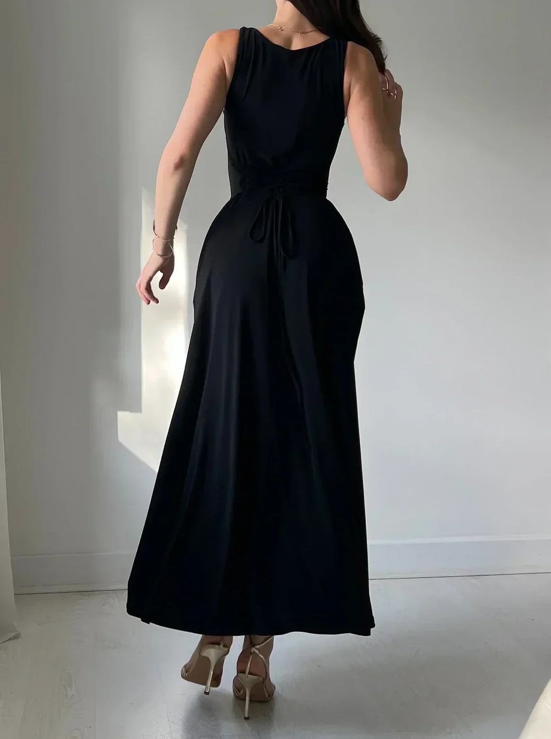 Celianne - Elegant Square Neck Dress