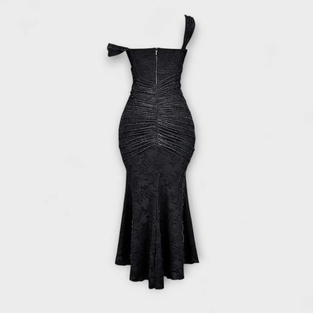 Renske – Long Dress with Elegant and Refined Corset