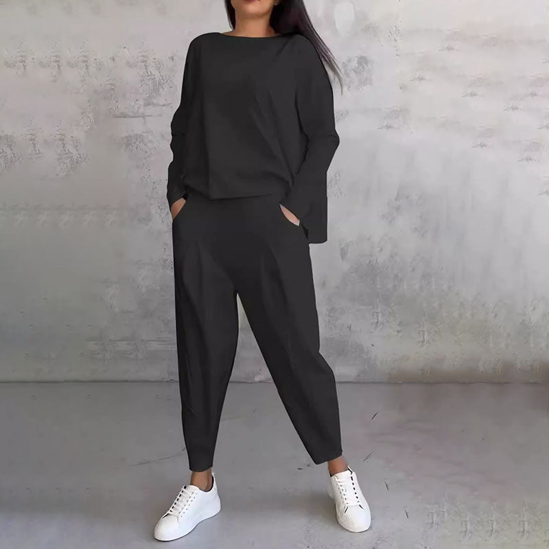 Gaylie - Minimal Lounge Set