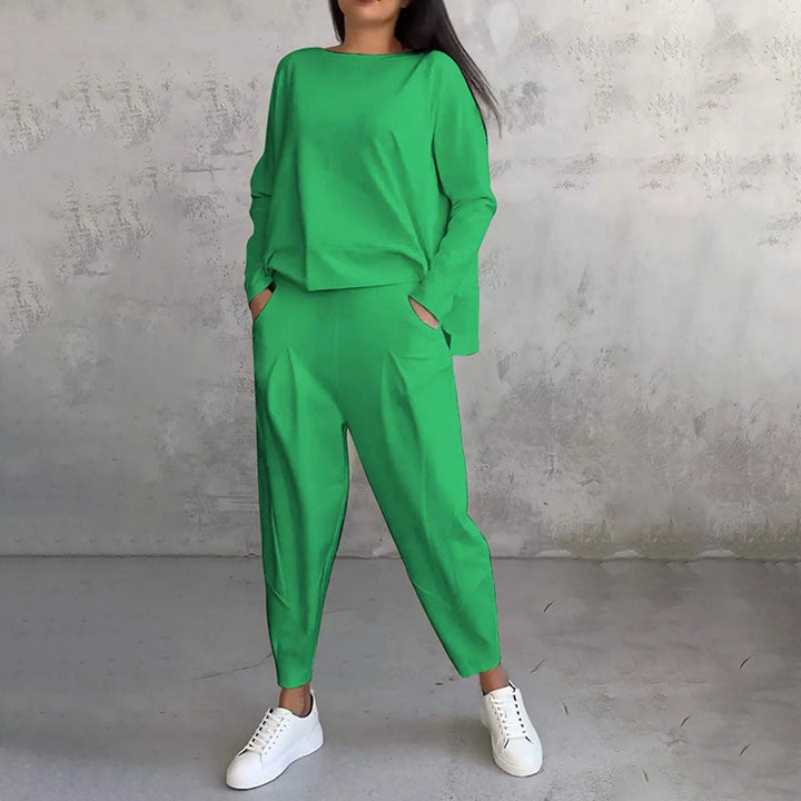 Gaylie - Minimal Lounge Set